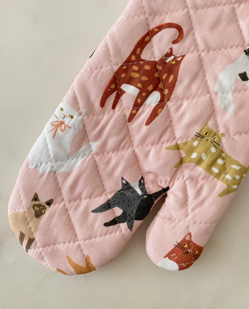 Cats Oven Mitt + Potholder Set